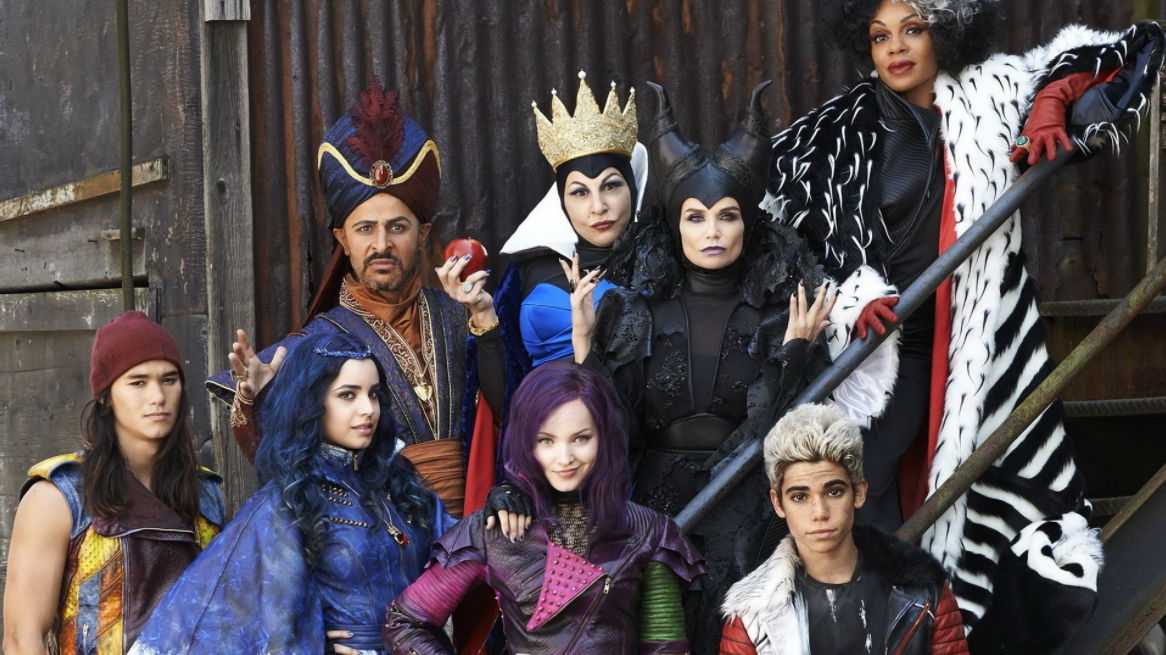 1 1 что стало с героями. Наследники (descendants) 2015. Наследники / nasledniki (сериал 2019). Наследники 2015 Дисней. Наследники фильм 2015 Мэл.